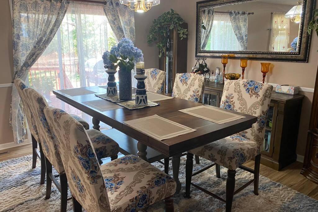Smart Entire Loft, 3 Bedroom 2 Bath, With 3 Tv Columbia Ngoại thất bức ảnh